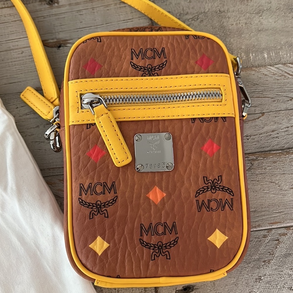 MCM purse / bag never used